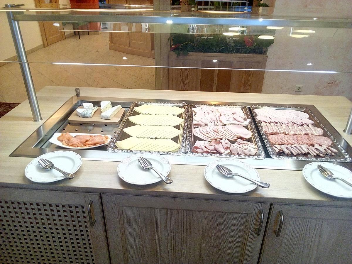 Hotel Wagner โอเบอร์เทาเอิร์น ภายนอก รูปภาพ